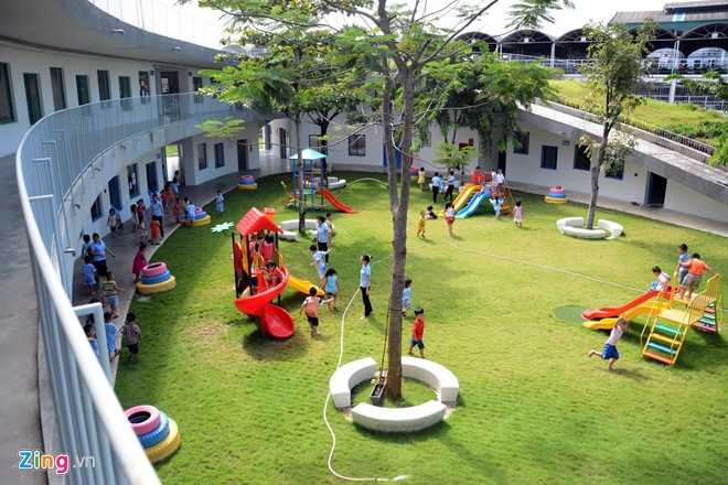  THI CÔNG CẢNH QUAN TẠI TRƯỜNG MẦM NON BÌNH LỢI TRUNG